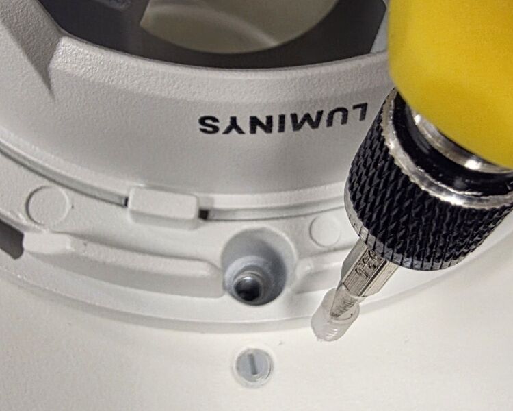 File:LumiWatch installation 8b.jpg